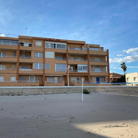 Beachfront And Bright Apartment Mareny Barraquetas Luaran gambar